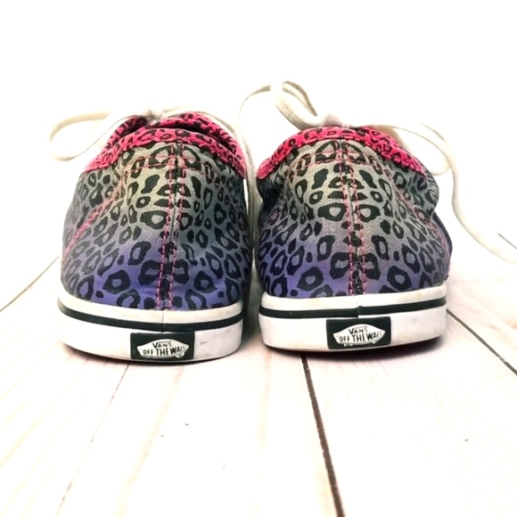 Vans Animal Print Sneakers Shoes - Picture 5 of 8